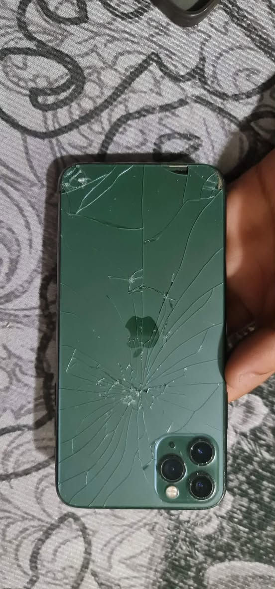 ايفون 11ابرو ماكس الضهر مكسور ومبدل شاشة  ثلاث خيارات مال تفصيخ اكتب سعر إذا عجبني أراسلك


**إذا كنت صاحب هذا الإعلان وتريد حذفه لأي سبب، رجاءا أرسل رسالة إلى الدعم الفني**