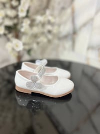 قياس ٢٦ • ملابس أطفال