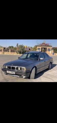 بي إم 525 • ١٩٩١ • أوتوماتيك