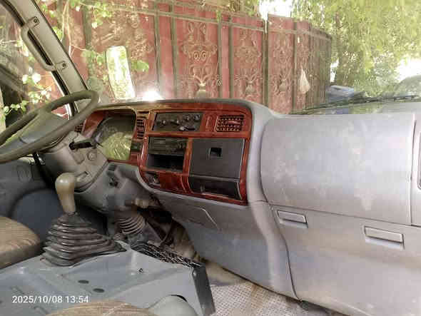 بسم الله الرحمن الرحيم
كنتر قلاب محور قلاب  
نظيفه جدا 
موديل 1992 
رقم دولي باسمي 
السنويه نافذه لغايه 2030 
محرك جديد لا بخار و لا صرف 
شاصي جديد 
مكاني بغداد 
السعر 145 قفل 
***********
رجاء رجاء الي ما يعجبه السعر لا يعلق 
الشراي الحقيقي خلي يخلي يخابر رجاء
