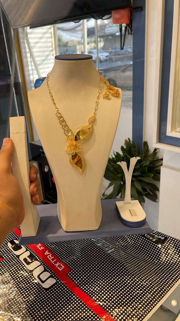 سلام عليكم ورحمة الله وبركاته 
         زبائننا الكرام 
  
شراء المثقال الخليجي 990 الف
      حاليا متواجدين
اي واحد يشتري او يبيع 
             يبلغني 
يدخل قرعه على اسم ذهب صياغه


**إذا كنت صاحب هذا الإعلان وتريد حذفه لأي سبب، رجاءا أرسل رسالة إلى الدعم الفني**