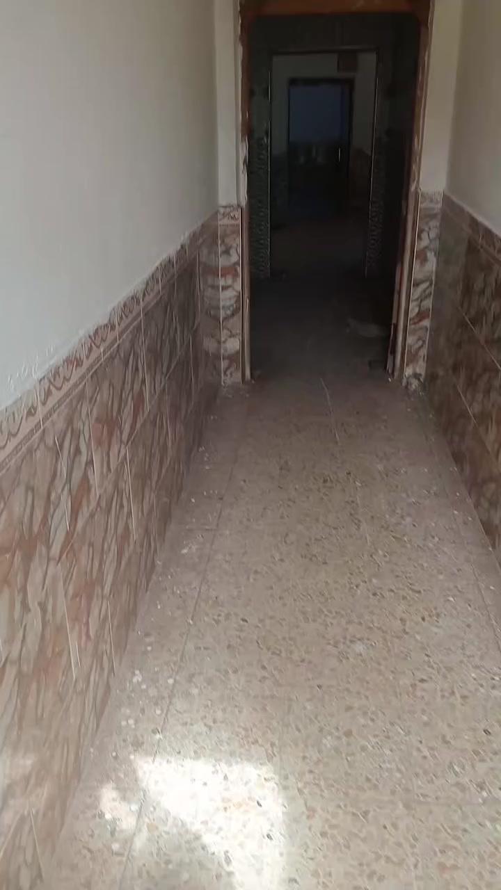 السلام عليكم بيت للايجار بالجمعيات لاستفسار اتصال على الرقم التالي ***********
