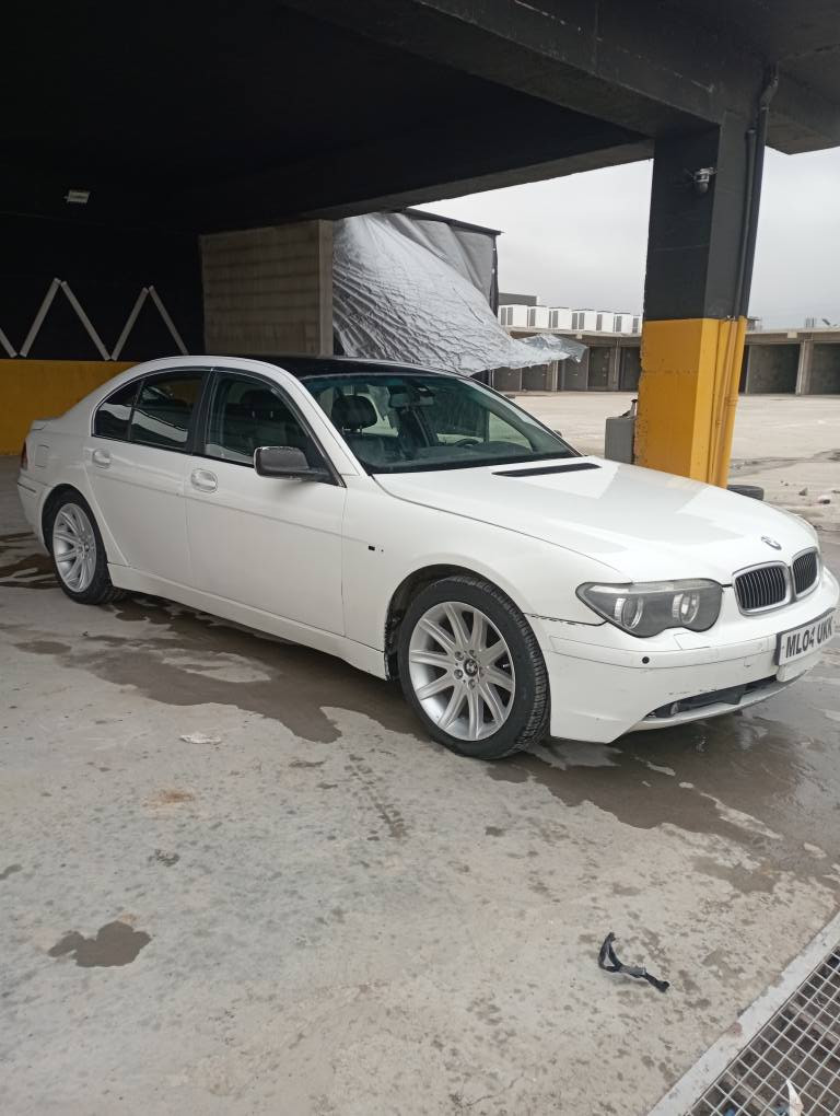 مه كينه 8پستن گير وتوماتيك 
موديل 2004 مه نه فيست اسلي 
4تايه ي نويه 
هه موگياني به شه رت دينار مه سروفي نيه زور خاوينه 
قه پات قه پات مواسافات 
سعر 65معامله كي برايانه 
گورينه وه ش ده كه م
*********** أربيل, العراق
