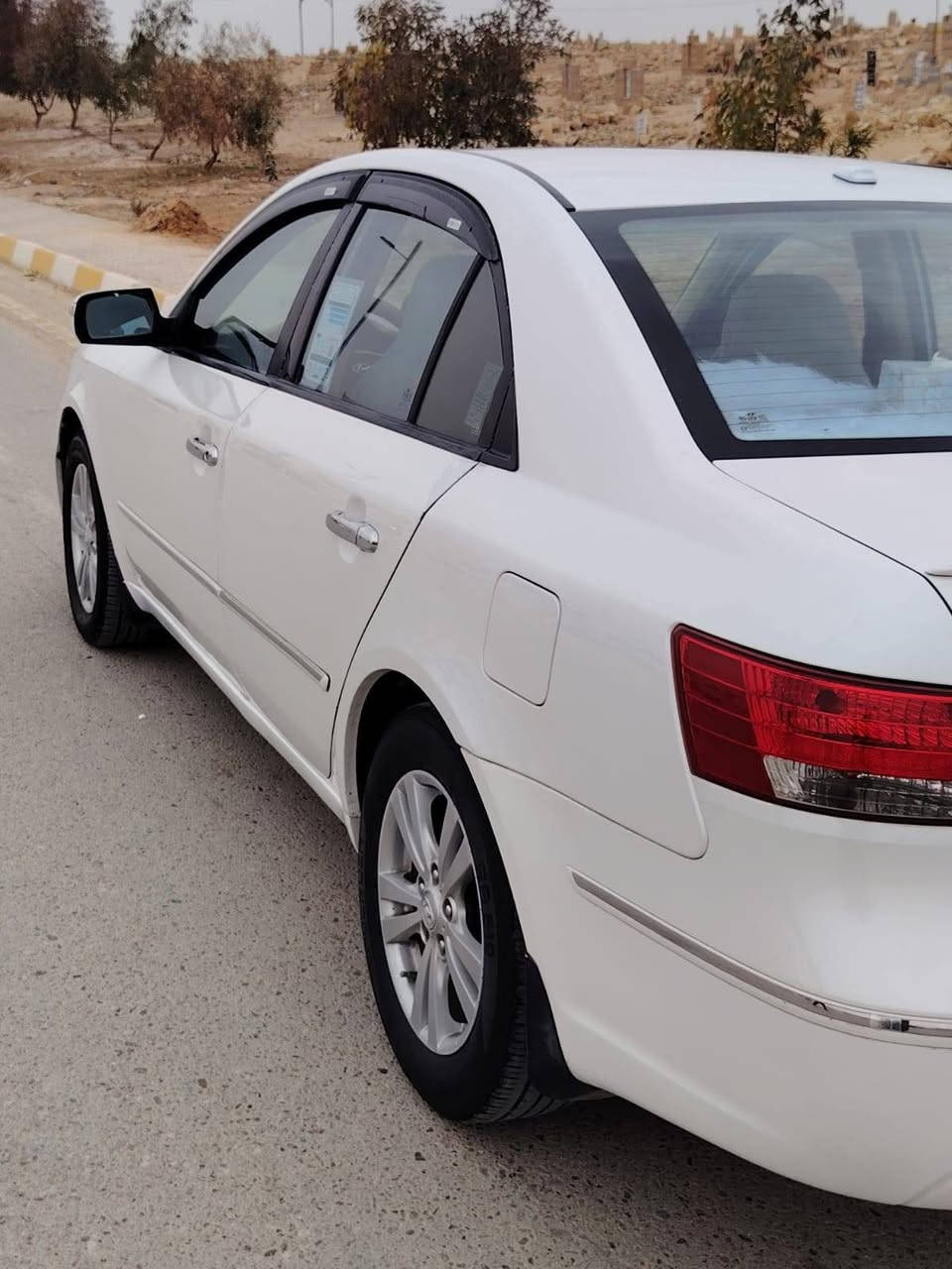 ر سلام عليكم  سوناته 2010خليجي محرك 2400بيهه قطعتين وملاحضات بصيطه بقيه كفاله رقم الانبار جديد مراوس لنتره عادي سعر 11ونص تحياتي ***********
