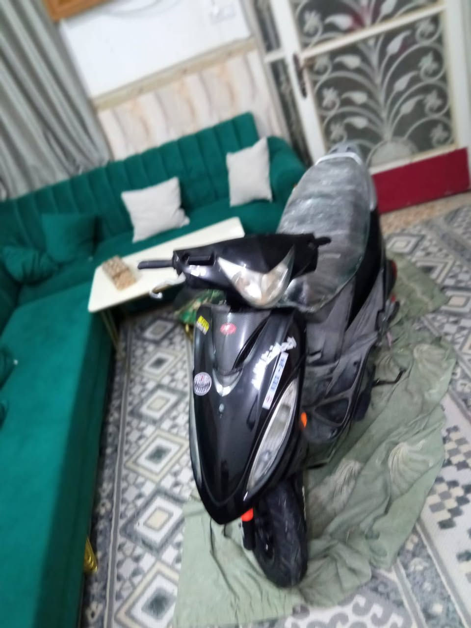 سلام عليكم دراجه كامكو جديده جي فور شرط شلعه ومعدل دراجه ماصارله هواي من طالعه ومصفوطه بل استقبال لان عندي سياره ب550 وبيه مجال للتوضيح دراجه وين متريد افحص كله فول ***********
