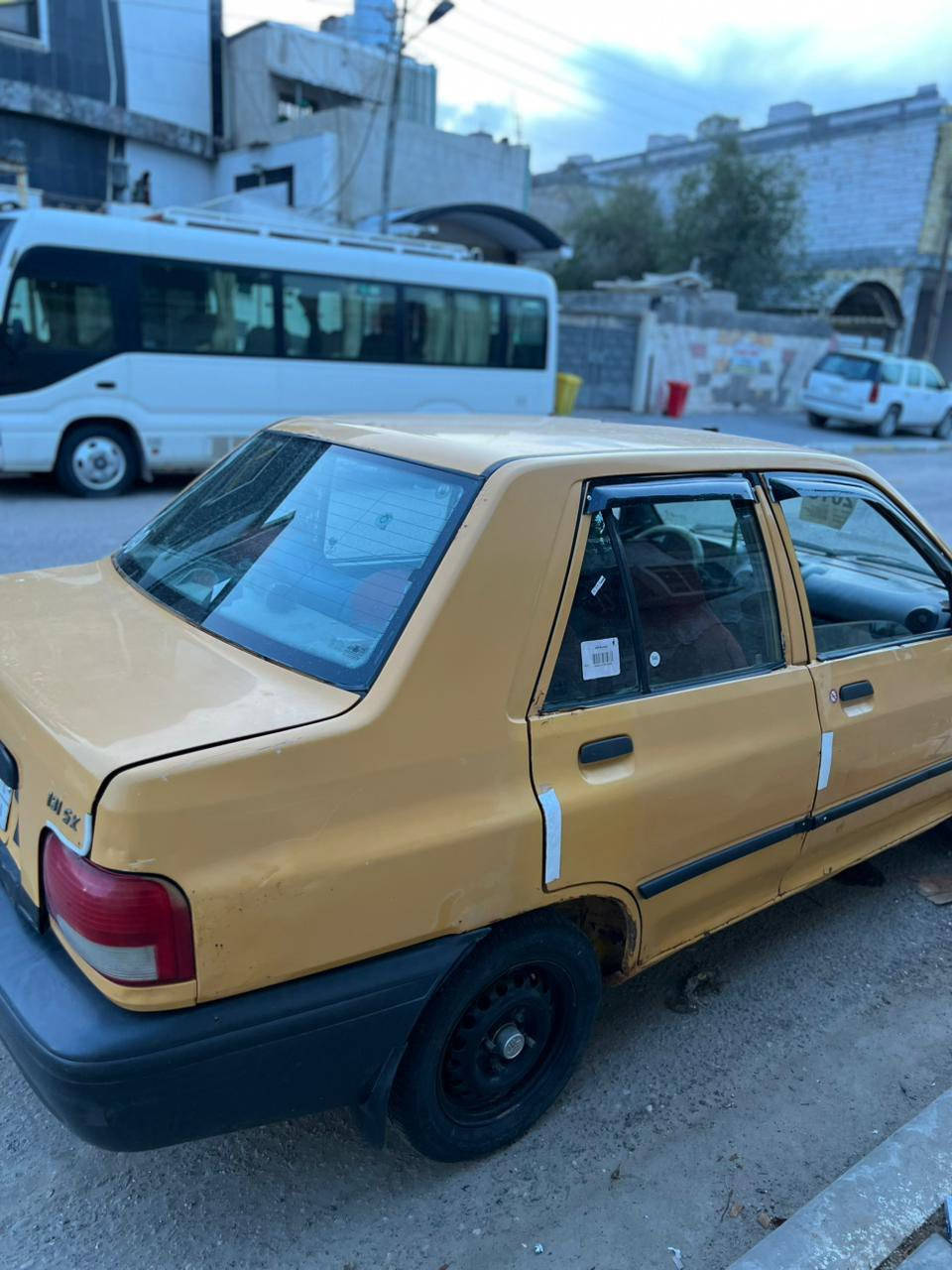 السلام عليكم سايبا 2015 كير محرك بلكارتون حداديه جديده
البدي شوف العين راعيها موجود يمته ماتريد تحويل بس الهئيه ماعلي بيها اشتريت بدون هيئه 
البصره عشار
السعر 20
***********
