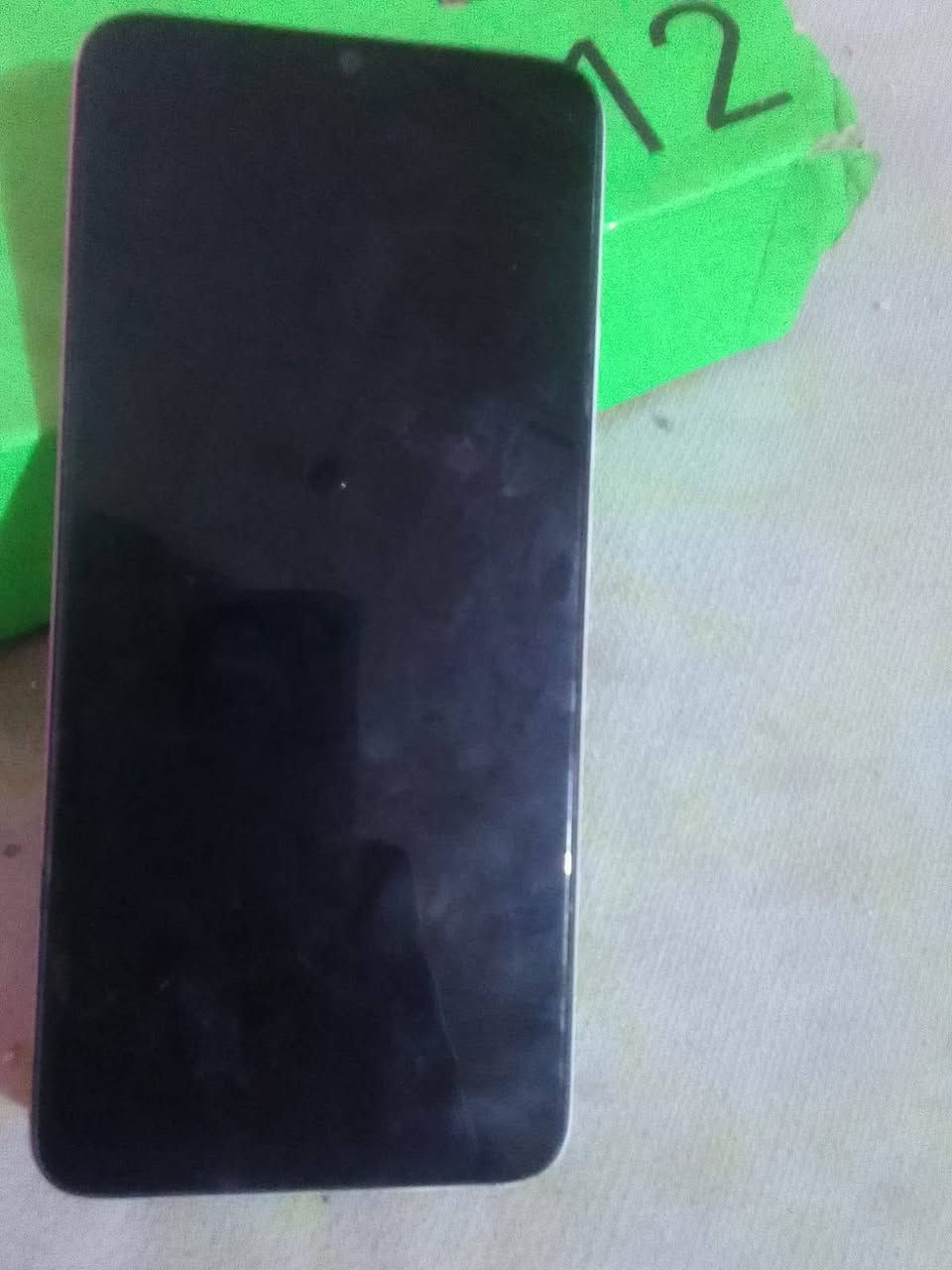 النجف موبايل ما بي شي بس شاحنه مو وياه ***********
