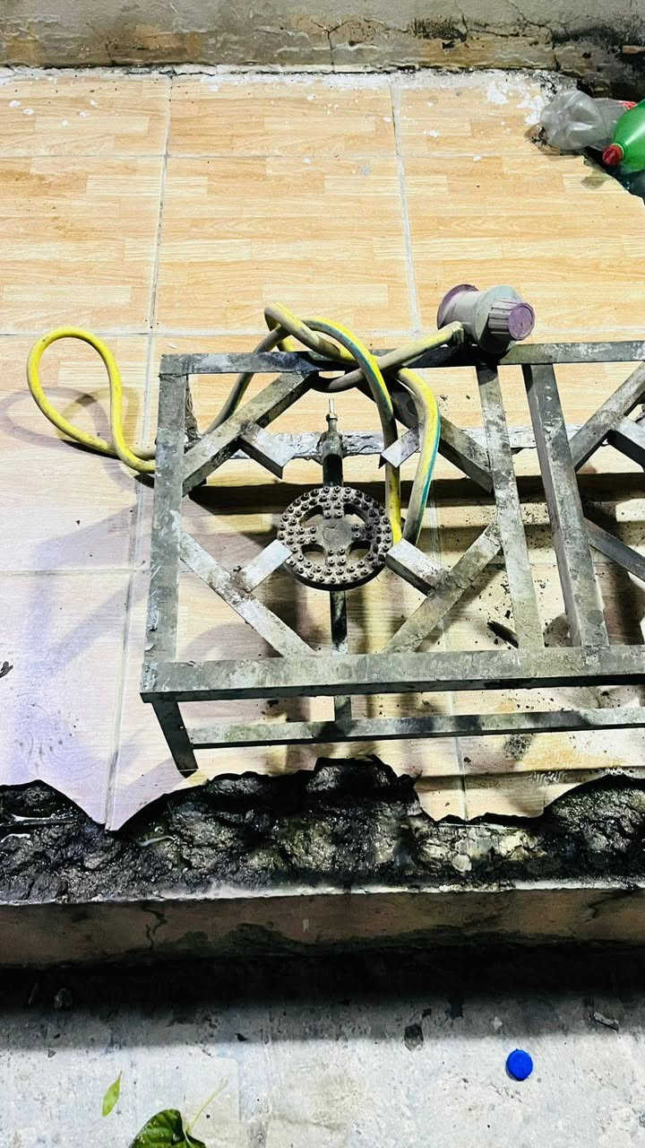 طباخ اخو الجديد مستخدم قليل 5 عيون السعر 100الف 
للتواصل *********** 
واتساب ***********
