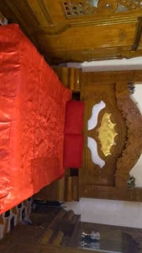 غرفه اخشاب للبيع نظيفه واحله من الصوره بعد الشراي يتفظل خاص الاستفسار ...