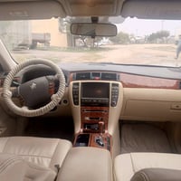 كراون • مقاعد جلد • كالار