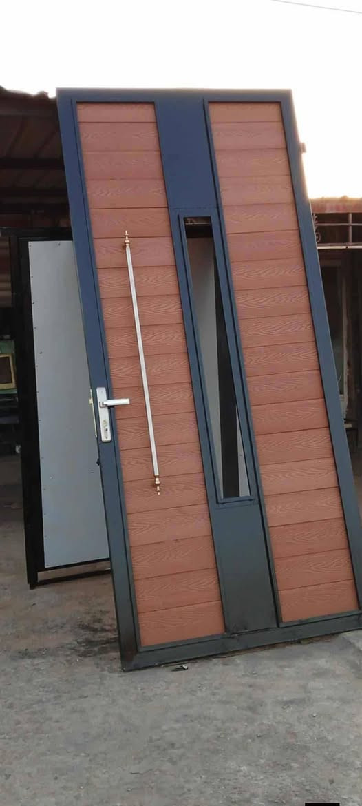 صلي على محمد وآل محمد  تم فتتاح محل حداده البداع لا الخ عبد الزهره الشمري محلات عجوري القديمه بنسب السعار تزكام خراءط شبابيك وبيبان وشغل نضيف
 0773 603 7089
عبد الزهره الشمري
