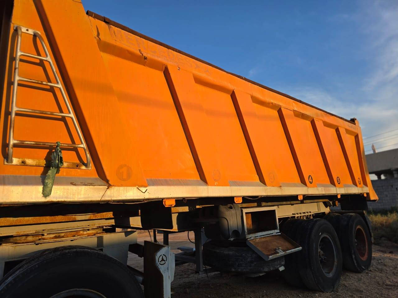 السلام عليكم مقطوره للبيع شاصي 16 براد 
السعر 120 وبها مجال قليل
رقمي***********
