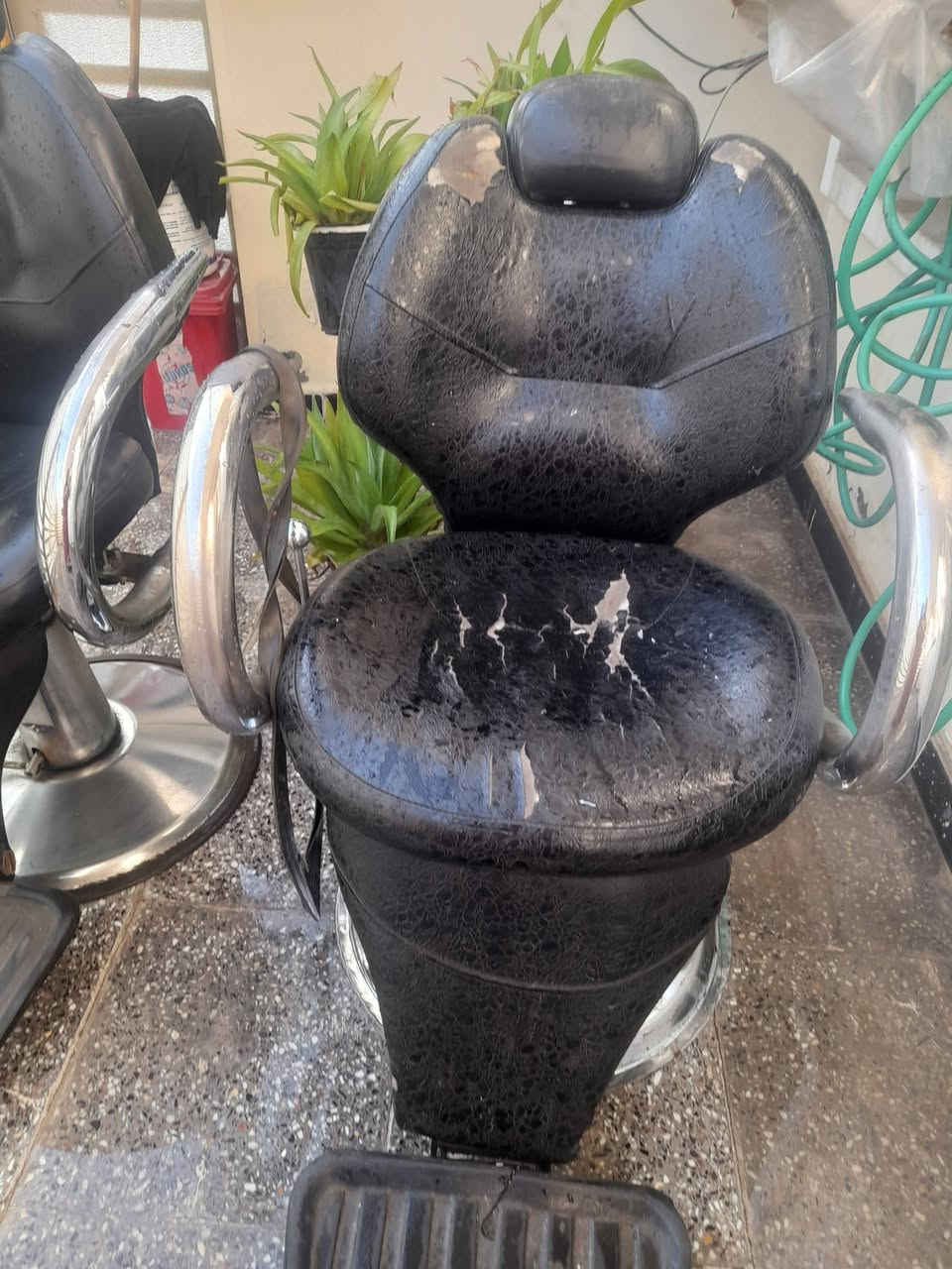 السلام عليكم كراسي حلاقه اثنين السعر٢٥٠


**إذا كنت صاحب هذا الإعلان وتريد حذفه لأي سبب، رجاءا أرسل رسالة إلى الدعم الفني**