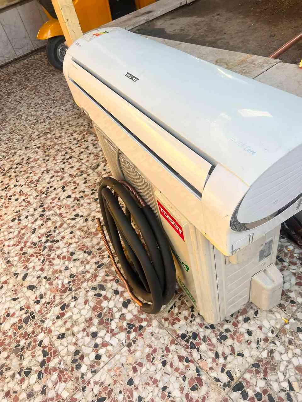 السلام عليكم 
سبلت توسوت 2 طن 
للبيع سعره ٤٧٥ وبي مجال 
مكاني بغداد 
***********

