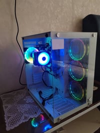 كيس كمبيوتر • معالج R5 4650G • رامات 8 جيجا • مذربورد B450 pro • بور س...