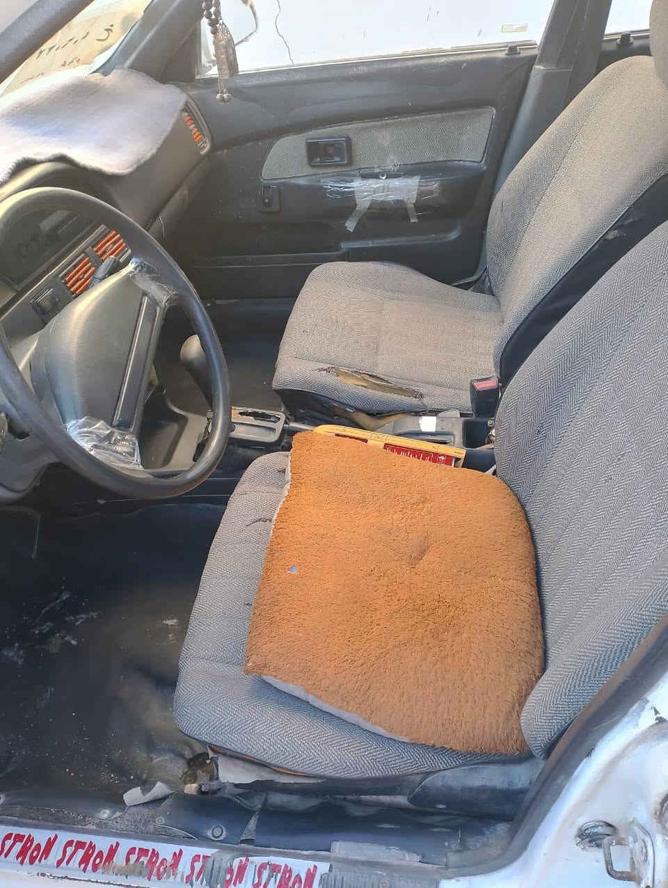 كورله مديل 91 ايسر ابلد رقم انكليزي مداور ثاني يوم 
للبيع وترهم مراوس شعندك نزل


**إذا كنت صاحب هذا الإعلان وتريد حذفه لأي سبب، رجاءا أرسل رسالة إلى الدعم الفني**