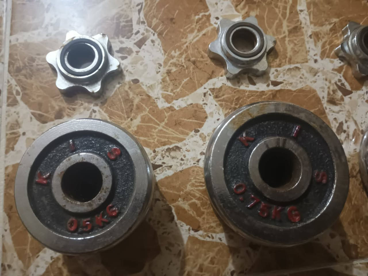 دنبلص بهاذ شكل سعر 75 وبي مجال


**إذا كنت صاحب هذا الإعلان وتريد حذفه لأي سبب، رجاءا أرسل رسالة إلى الدعم الفني**