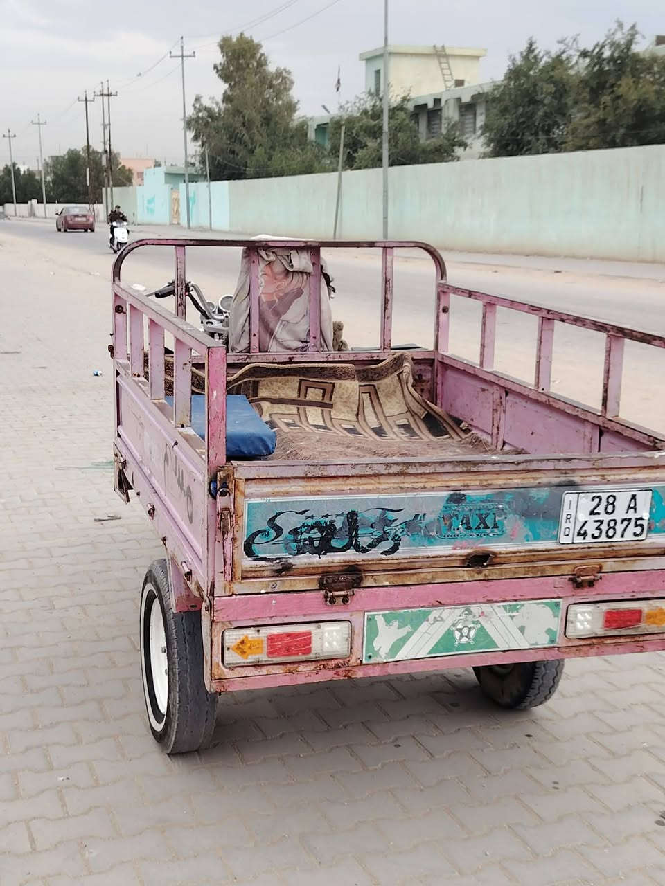 سلام عليكم ستوته للبيع مديل 2017 رقم وكامله بسمي مداور ثاني يوم عنوان النجف بلحولي يم الملعب رقمي***********
