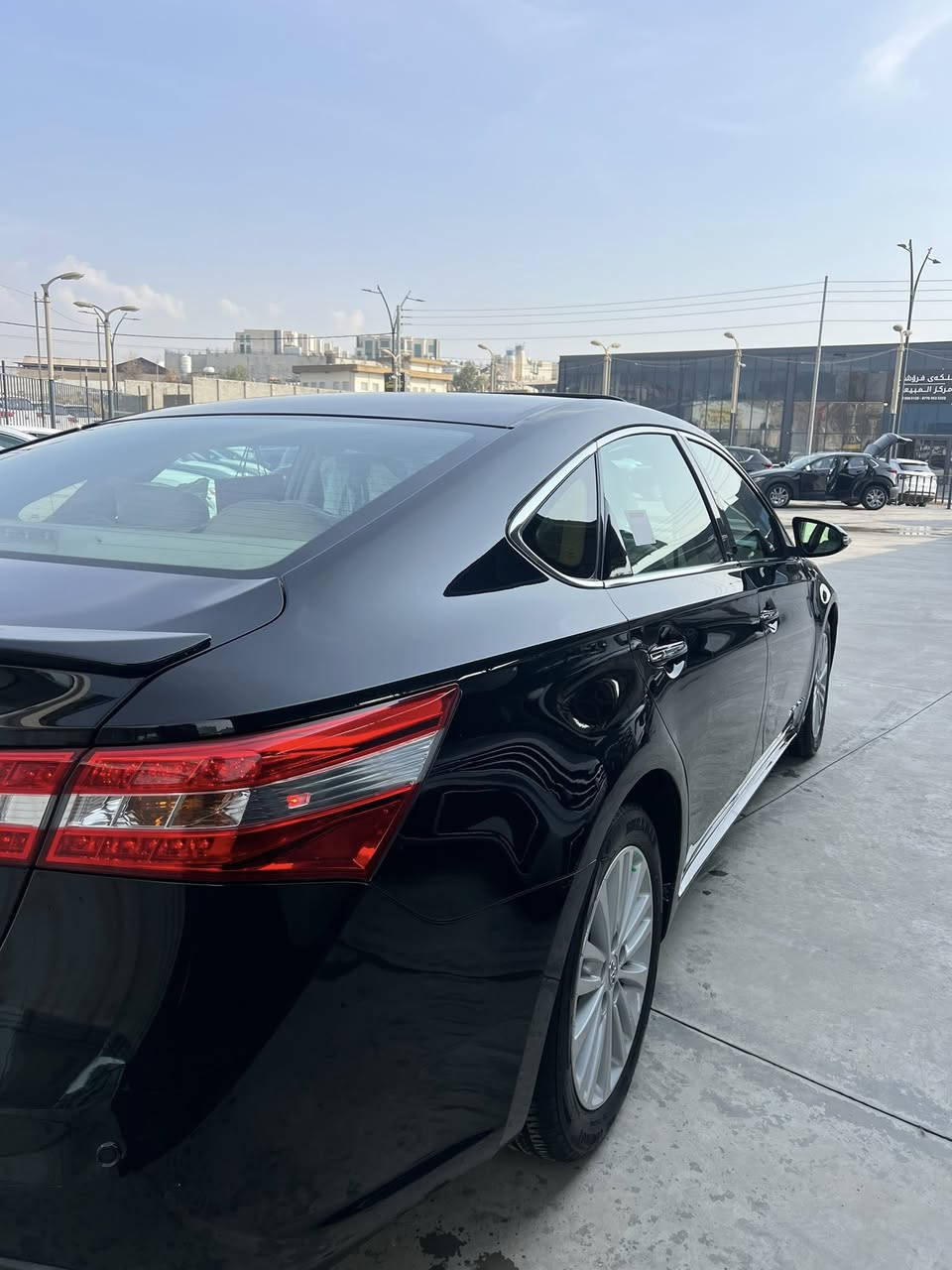 تويتا ئه ڤه لون ٢٠١٣ 
مواسه فات ليمتد 
موا سه فاتى فول فول
سلايت 
كوشن جلد  
كوشن سارد و گه رم 
٤ حاسه 
كوشن كاره با 
په رده 
ماشاءالله سه ياره يه كى زور جوانه بى مه سره فه 
كوشن و به رگه ده رگاى بيلادى شه ريكه وه ك خوى ماوه تو
ره قه م تازه 
سه نه وى ٢ مانگه به سه ر چوه 
گيرو مه كينه به شرت 
ته نها ١ په له بوياخى هه يه كه ميك سارد
ناونيشان سليمانى 
***********
