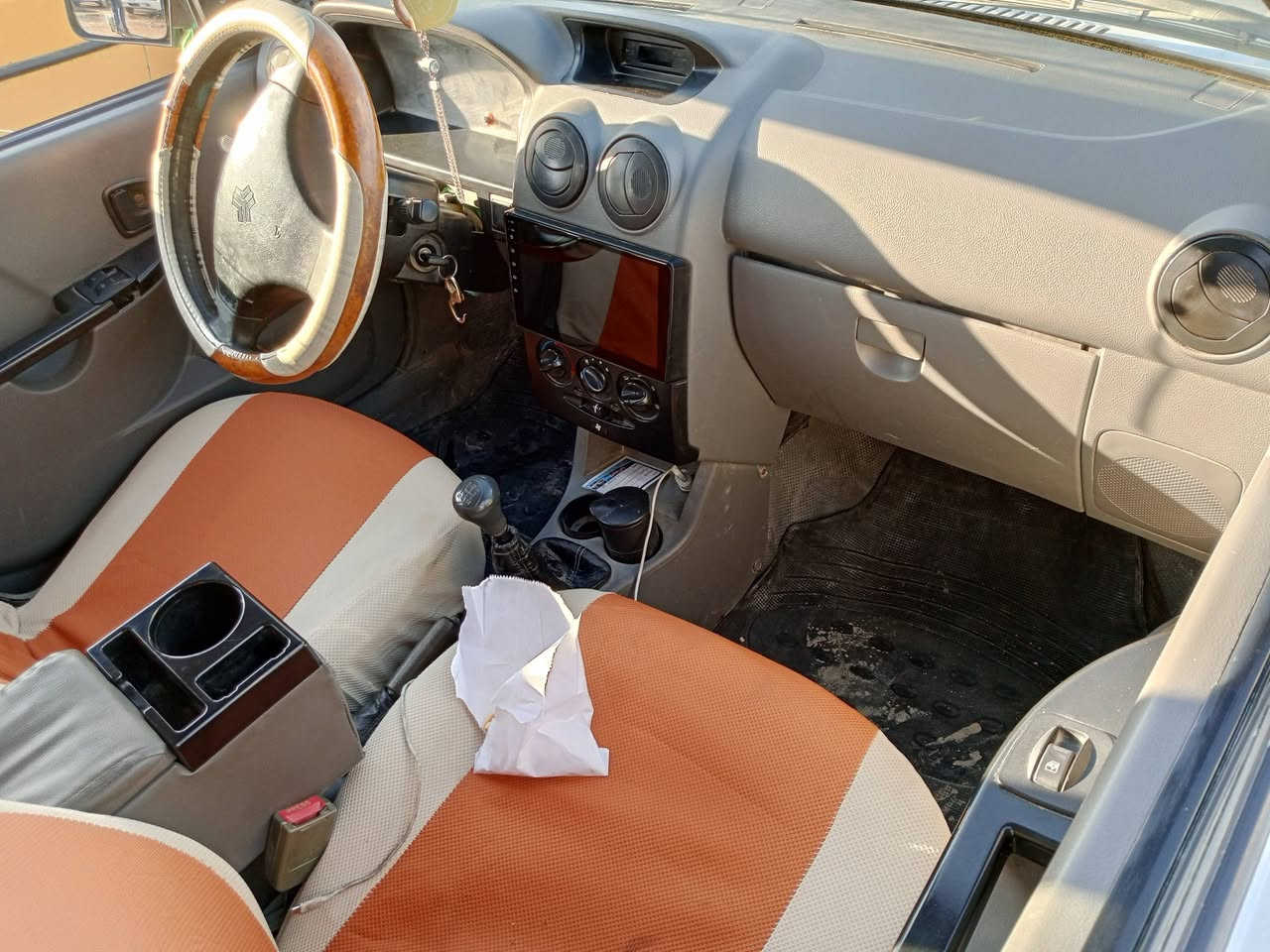 اسلاام عليكم من رخصه صاحب الكروب يا الله سايبا موديل 2012 رقم قادسيه مكفوله من الشواصي والضربه بس البنيد صبغ والباقي كفاله كير مكينه حداديه تبريد سياره حلوه او جاهزه من كلشي السعر 33 بيه مجال قليل مكاني بغداد الدوره الهاتف *********** الله يرزق الجميع
