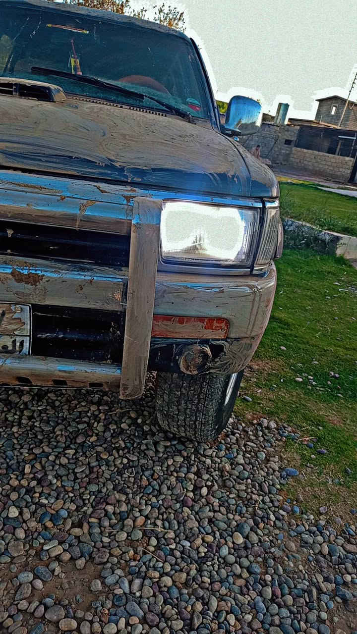 السلام عليكم
صورف رنر 
موديل90

رقم 
اربيل شرط التحويل وكاله شرط 
صبغ عام
محرك٦شرط كير شرط دفع رباعي شقال. 
كهربائيّات كلها شقاله 
شاشه تاب 
لايت زنون عالي ناصي 
تواير جدد
صدر جديد 
السياره نضافه فول 
يرهم مراوس
مكان السياره الشركاط الخصم 
السعر ٤٨ وبيه مجال الرقم***********
