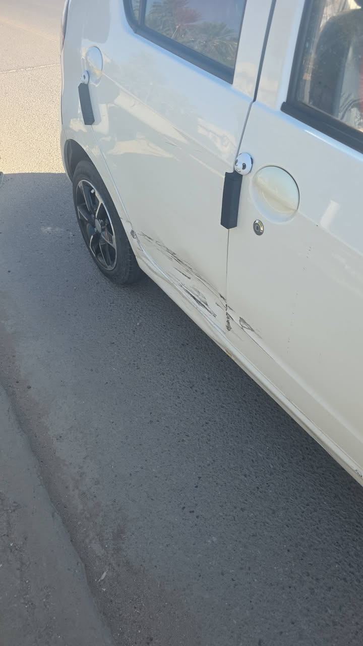 السلام عليكم سياره باندا
موديل ٢٠١٣ تبريد شغال شاشه كامرا شاشه لمس كير محرك مكفول بيها  دوشمه جديده رقمها بغداد كير اوتو ضربتين موضحه بلصوره مكاني الغزاليه *********** سعر ٥٥ وبيها مجال
