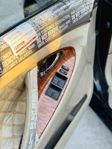 کامری 2008 ـGLX 
2بارجە بوياخ کەميك ناوگردن
تەحويل  غرامە بەشەرت 
تەقەوڕەقە بەشەرت 
مەکينە کراوەتەوە .بەشەرتی هەموو شتيک 
108کەلا معامەلا 
***********
