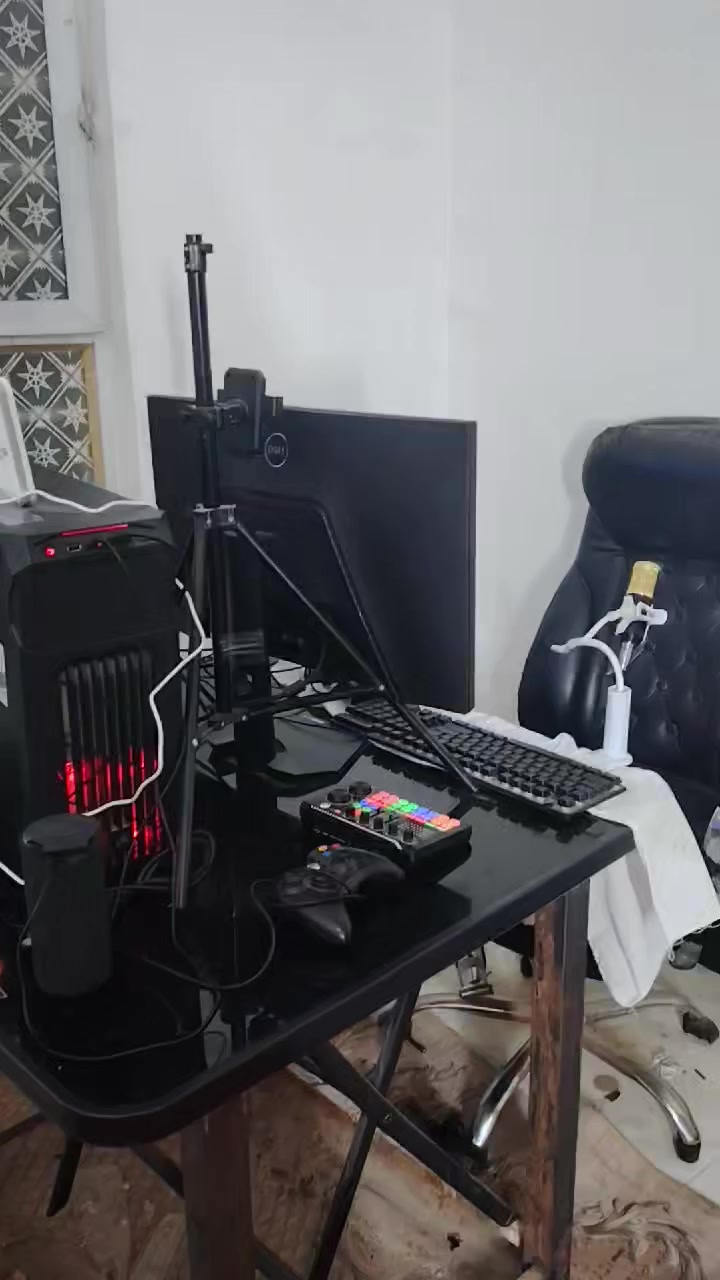 مواصفات كرت شاشة GTX1050 +ماعلج رايزن 5 3500 +رامات 16 ssd+تخزين ٢٥٦ ssd خارجي +مذر بورد B450m +تشغل جميع لالعاب بدون تقطيع لاستفسار مكاني كربلاء وهذا رقمي *********** بيواتساب
