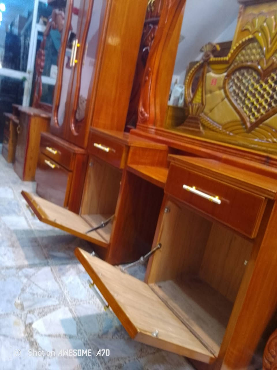 غرفه مستخدمه اخت الجديد تكمه ثكيل سعره مليون و950والشد والتوصل مجاني لجميع المحافظات العراق 
الحجز والاستفار رسلني خاص او على الوتساب وبيك خير وتتدلل 
#***********
***********
