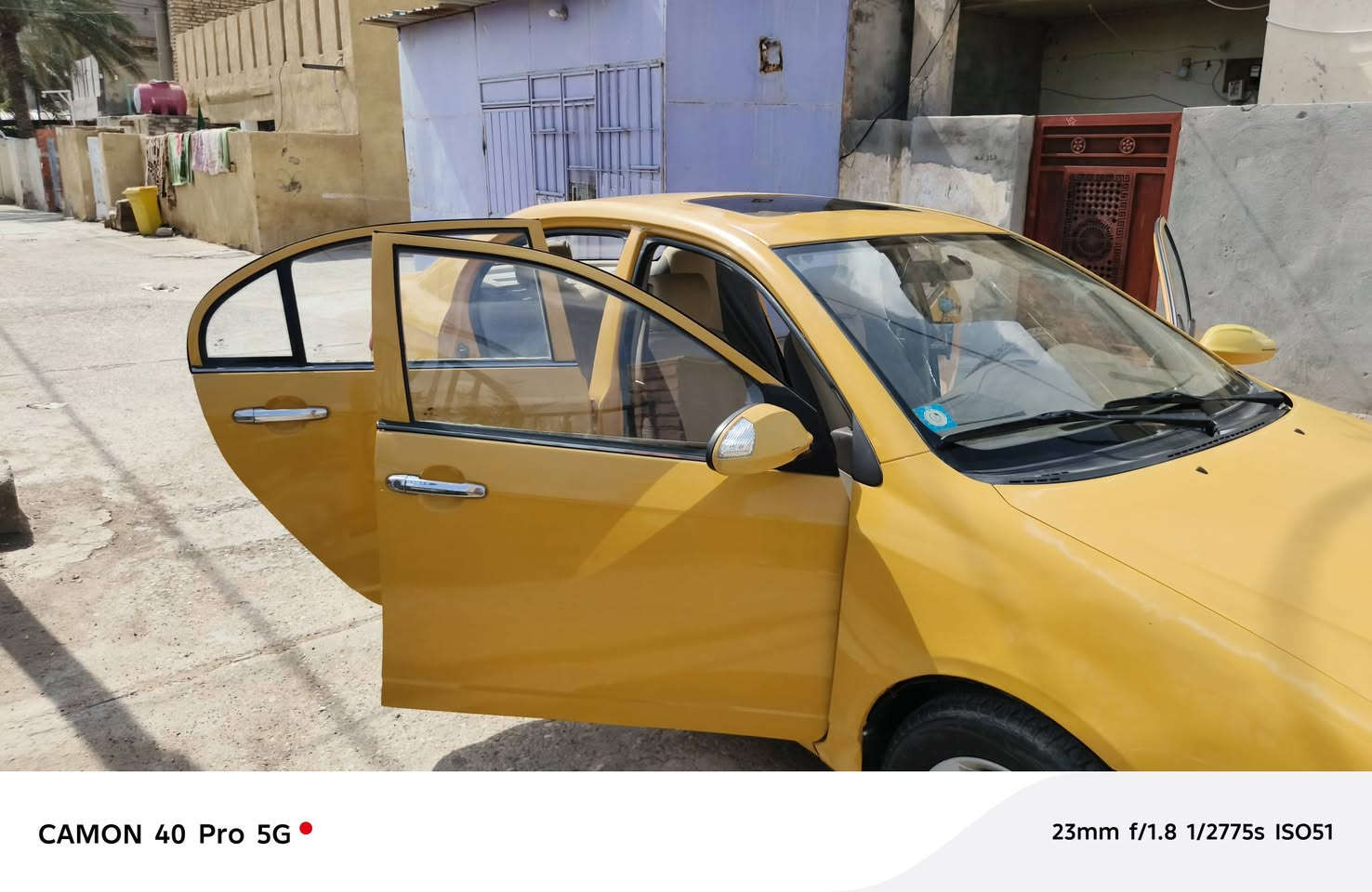 سلام عليكم 
سياره ليفان 620 
موديل 2013
سياره نظيفه
رقم واسط 
غير متواجد على فيس بوك اللي يحب 
يتصل على هذا الرقم***********
