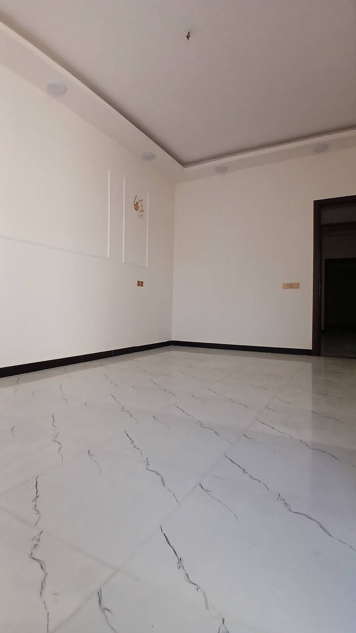 على بركه الله بيت للبيع دوانم المعمل مساحه ١٥٠متر طابقين يتكون ٤غرف نوم شغل درجه اولى للاستفسار اكثر الاتصال على الرقم التالي
على بركه الله بيت للبيع دوانم المعمل مساحه ١٥٠متر طابقين يتكون ٤غرف نوم شغل درجه اولى للاستفسار 
***********
او زياره مكتب زمزم @إشارة

