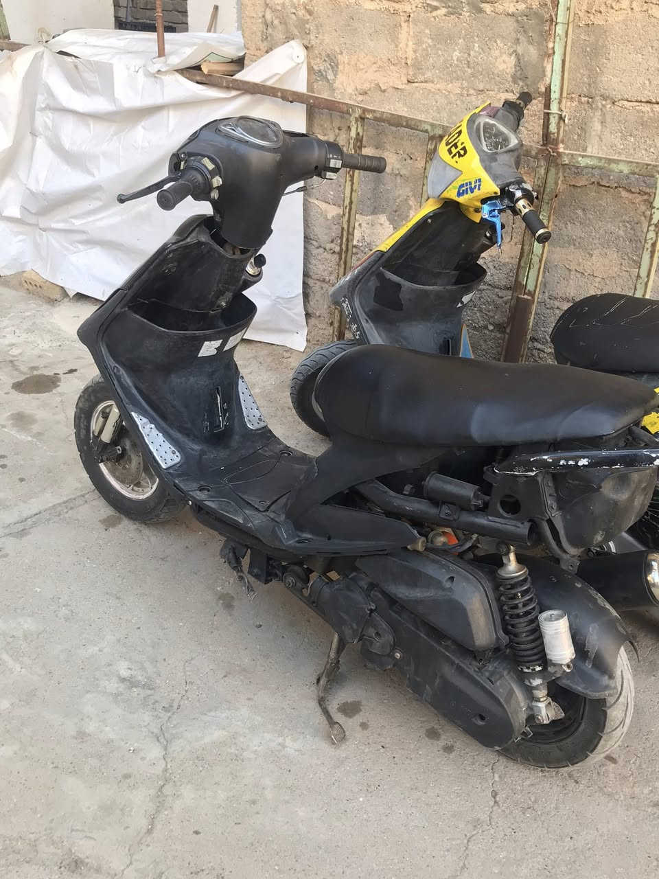 السلام عليكم ماكس عدله للبيع بوشه 55 بيها تزويد قليل دبلات امامي خلفي شوته 4ولفات صالنصه عداد الكتروني ،، شغاله فقط سلف كفرات اصلي ضفيره جديده مكاني كوت بالعزه سعرها 350وبيها مجال قليل


**إذا كنت صاحب هذا الإعلان وتريد حذفه لأي سبب، رجاءا أرسل رسالة إلى الدعم الفني**