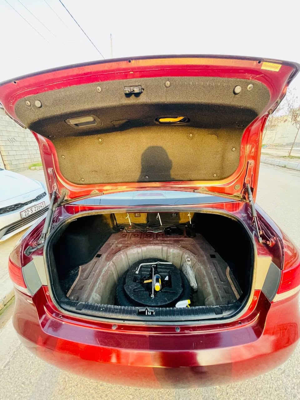 سوناتا 2008 محرك 2400
بدون صبغ أمريكي ضررها شبر بلجاملغ الخلفي اني الشرعي رقم دهوك 
محرك مامفتوح حساسات كلها شغاله
لايت زينول طخم محرك شرط (اتصل على راقم (***********)
