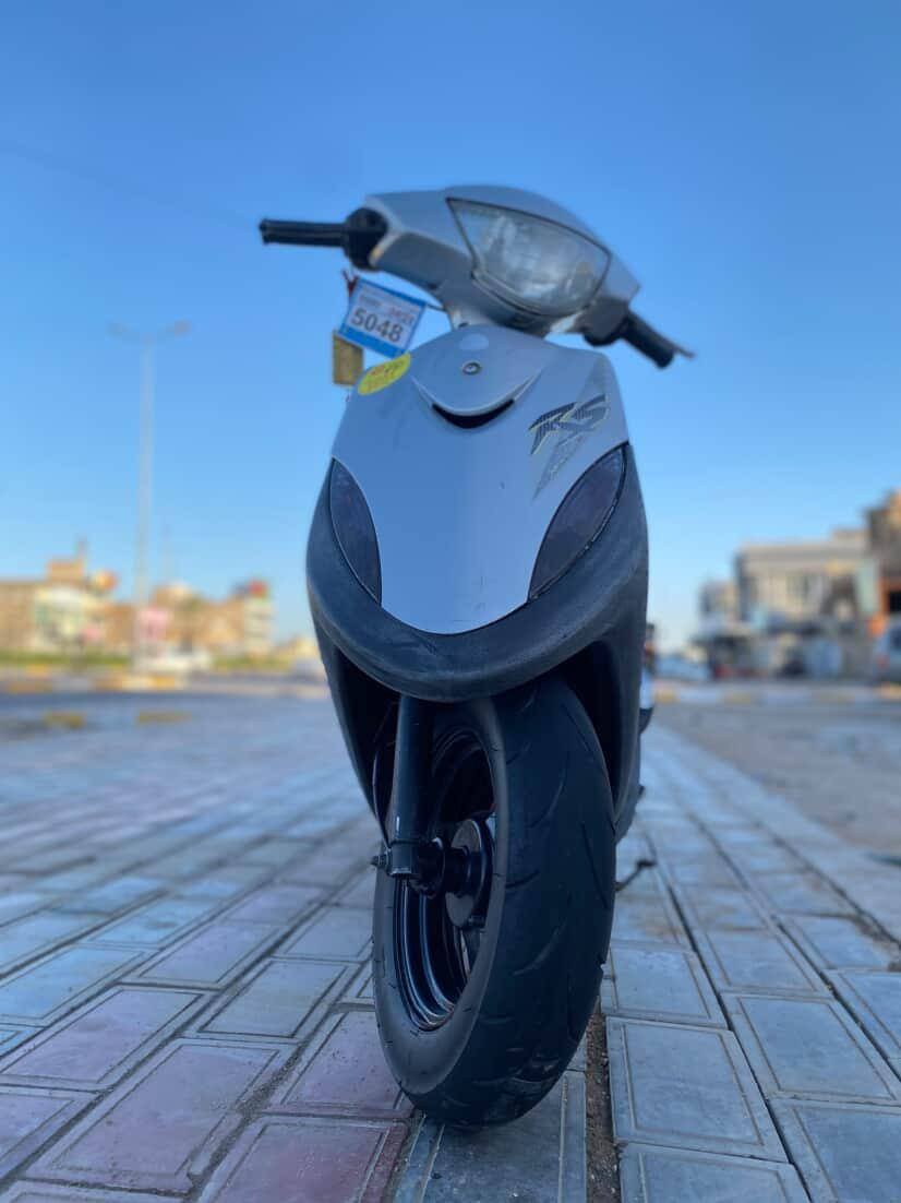 السلام عليكم🖐 دراجه ماكس عدله 🛵للبيع كفالة عامه كلها بلاديه برغي مناقصها مكاني كربلاء للاستفسار اتصل *********** السعر ٩٥٠ بيهامجال قليل
