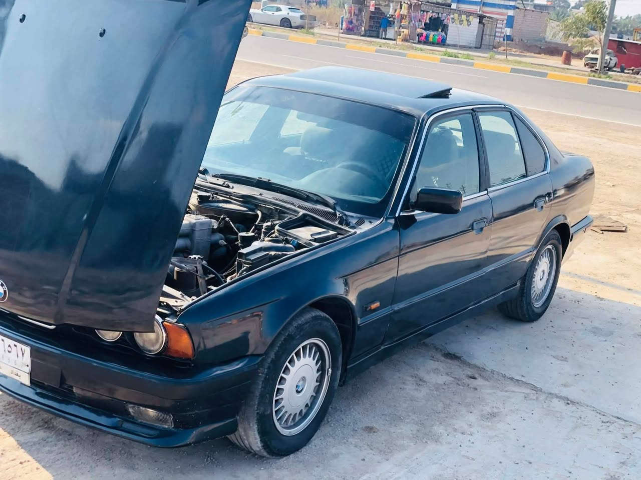 بي ام 535 مستعجل ع بيعتها عندي عملية
كامله بدون نقص سنويه ماساقطه مكان ديالى 42وبيها مجال اتصل #لاتراسل ***********
