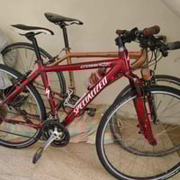 سبشلايزد ٧٠٠/٢٨ • فريم ٥٢ • شيمانو اليفيو ٨/٣