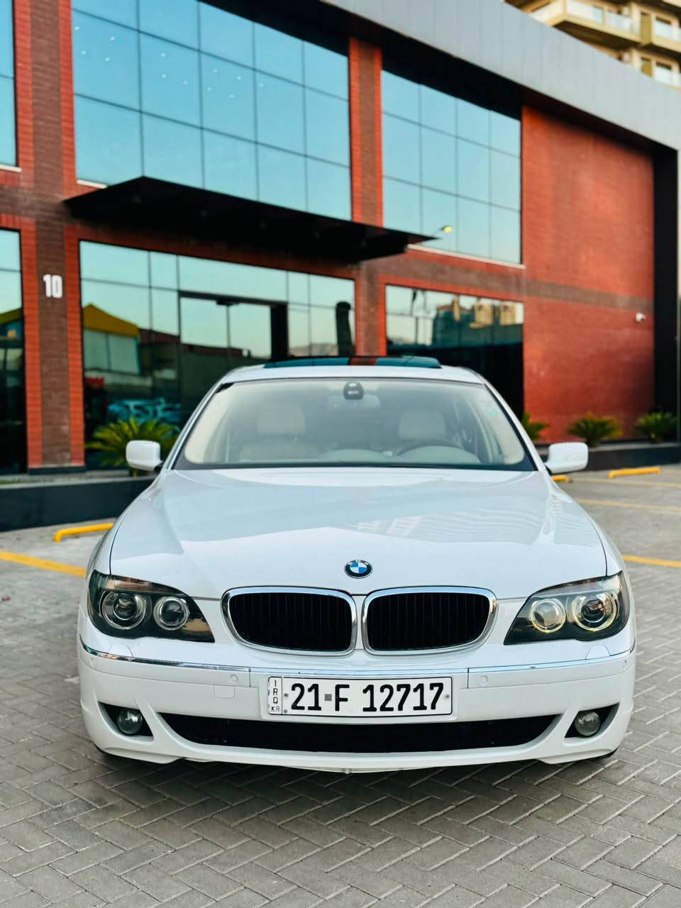 ﷽
                                                       BMW 730LI2008
بيئيم مؤديل 2008 حجم 730LI باخره
مواصفات خليجى فول مواصفات ١/١ ✅
فول مواصفات باب طويل زمان دولي بنزين
-------------------------------------------
مكان🌆: سليماني                       سعر💵:143$🔐
تليفون📲:*********** ///  ***********
-------------------------------------------
▫️محرك سته سلندر  نوزل قصير محرك مرغوب
🔹گير و محرك بشرط 
🔹بدون صوت و صرف و خلل بشرط فحص
-------------------------------------------
▫️سيارة  بيها ( نص باب صبوغ ) 
🔹بدون داخل بدون أيرباك شرط
سيارة جديد جديد حيل حيلوة ماشالله 📦🧿
-------------------------------------------
مواصفات
{{ بصمة - سلايت - باب طويل - داخل بيجي - خمس پردات  - تليفون - ماوس - كشنات جلد - كشن تتفيئة و تبريد - كشنات كهربا و مساج- كشن و ستيرن خزن - سيدي بوكس - تبريد مركزي   - فورميكا - بريك بصمة - مراي شفت - بغاغ ماء - لايت ليد وزينون - حصاص امامي و خلفي - بعد هواي مواصفات }}
-------------------------------------------
اربع تاير و يل بيلادي جديد سيارة بدون مصروف
سيارة شرط بدون اى نواقص گير و محرك و حدادي و كاهرباى كل بشرط
سنوي و رقم و هزة جديد سنوي بأسمي تحويل غرامة بشرط
------------------------------------------- السليمانية, العراق

