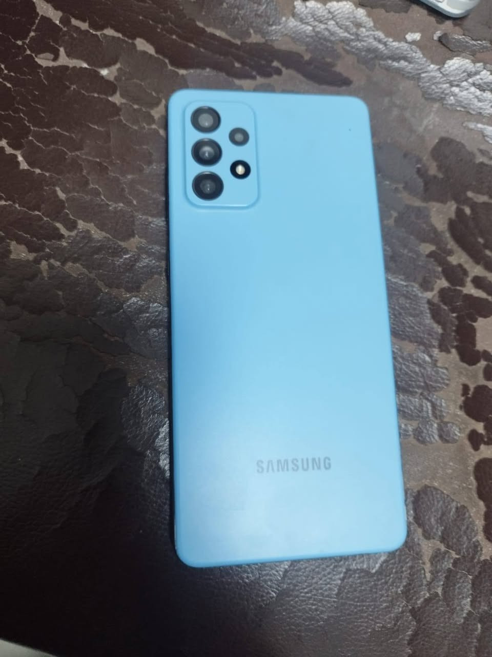 موبايل a72 جهاز نضيف جدا للبيع السعر 200 بدون ملحقات جهاز شرط الفحص مكاني بغداد الزعفرنيه دور الصحه الثانيه  بيع او مرواس باحدث ***********
