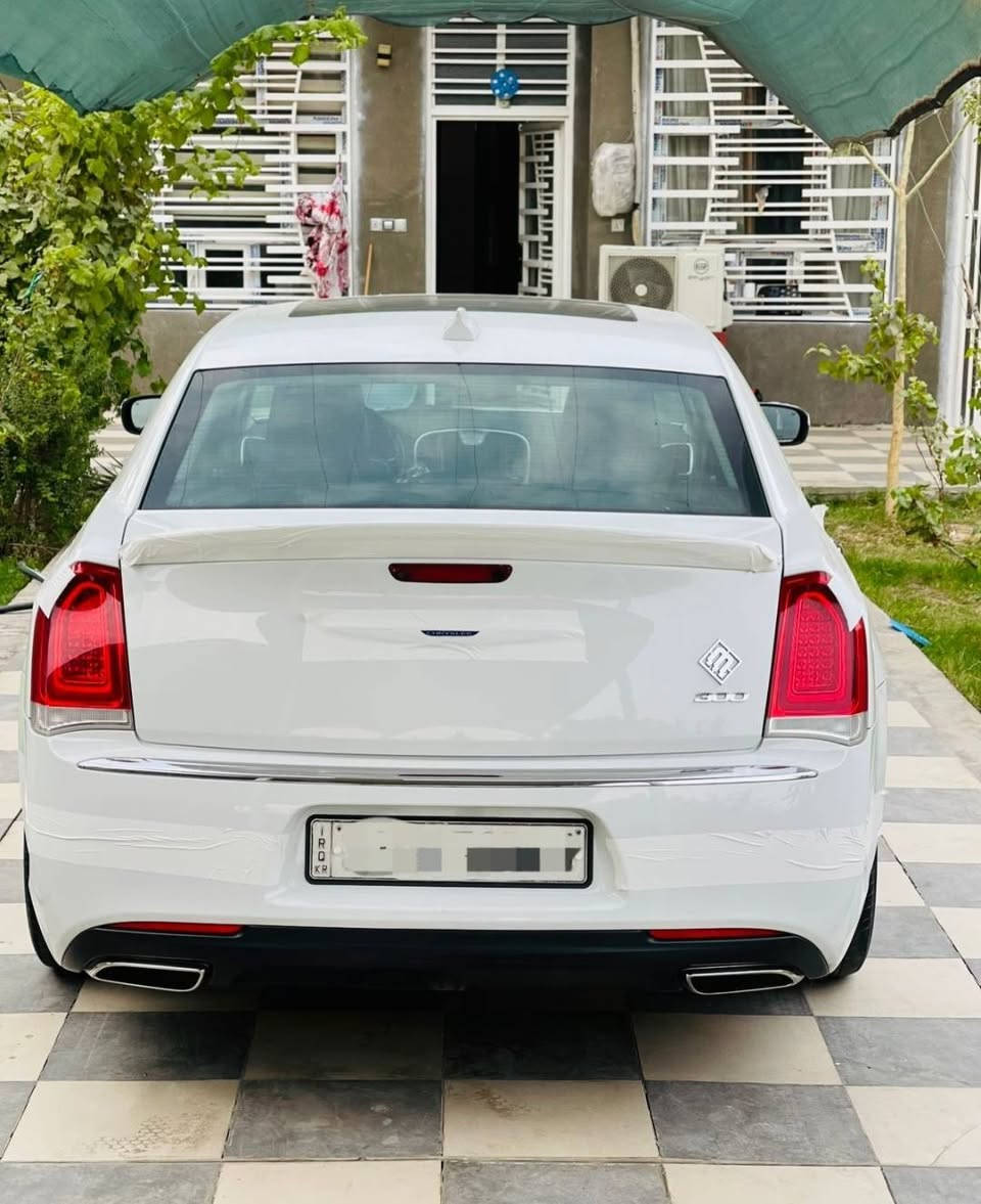 أوباما موديل 2019 C كندي  سيارة مكفوله كفاله عامه السيارة جديدة احلى من الصور كلين تايتل هزة ورقم كله جديد السنوية إلى 2030 رقم السليمانية بأسمي انكليزي تحويل ثاني يوم
مواصفات السيارة 
شاشة كبيرة 
كاشن تدفئة تبريد
كشنات كهربائي امامي 
كشنات خلفي تدفئة 
كشن خزن ميموري مع استيرن 
تدفئة استيرن
شفتات استيرن
كاميرا خلفية دوارة
سستم سماعات 
مراية قلابه مع البك 
سكف بانوراما فتحتين في السكف 
سيارة ماشية 96
يدات مع امرايات نيكل 
محرك 3600
بعد مواصفات هواي اتصل وتدلل علينه 
0776 502 0906 _***********
المكان ذي قار الشطرة
