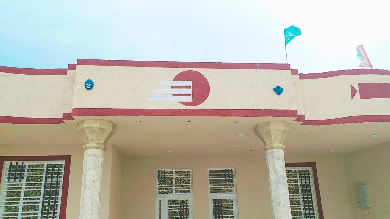 السلام عليكم كاع هيه او بيتها للبيع المساحه 60 دونم الاستفسار على الارقام التاليه ***********  ***********
