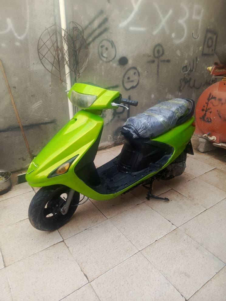 سلام عليكم دراجه فراشه. كفرات جديده  السعر 350 مكاني أبو لخصيب *********** البصرة, العراق
