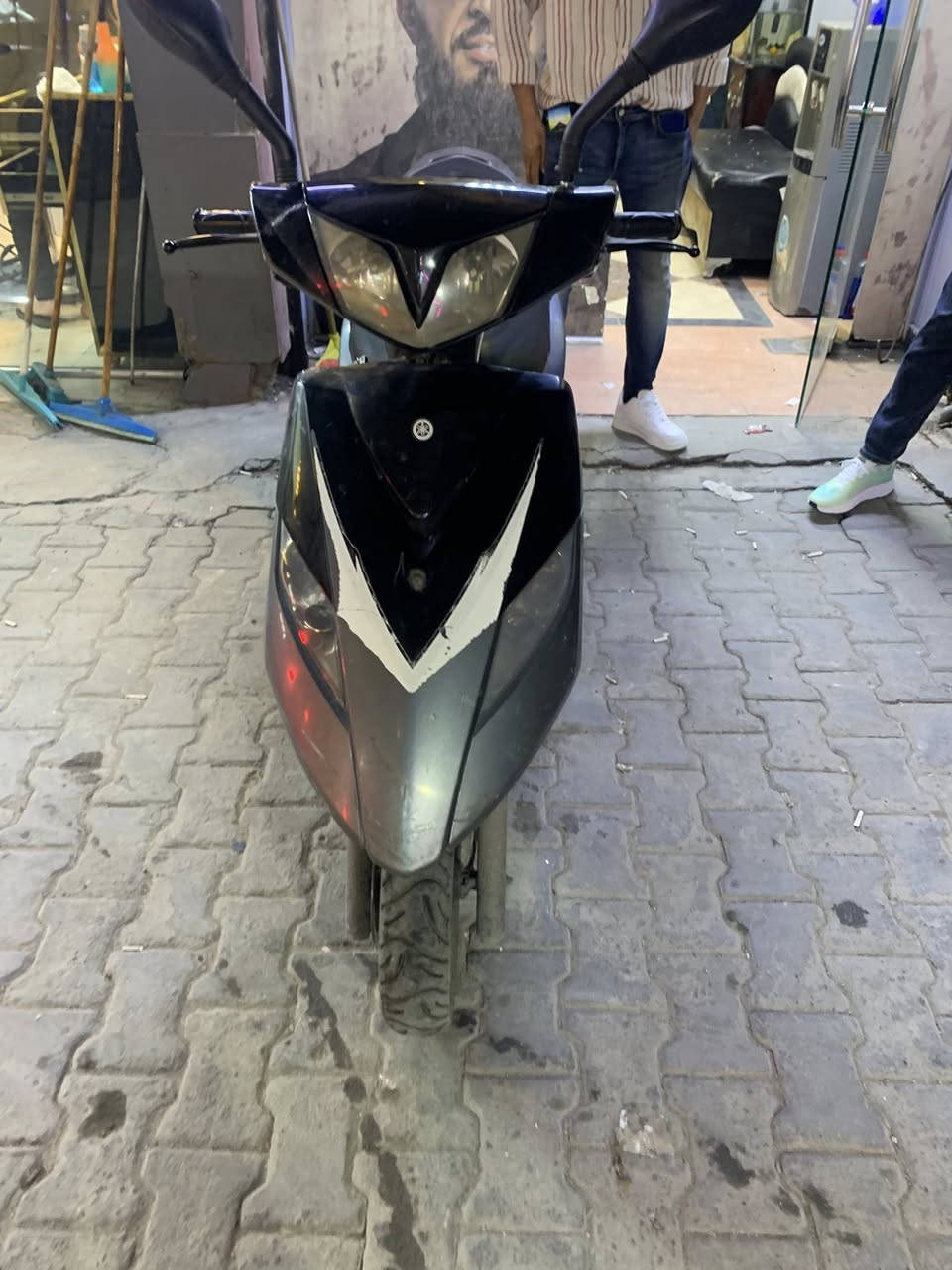 سلام عليكم ماكس ثعلب لبيع سعر ٧٥٠ وبيه مجال دراجه بلاديه نضيفه وحلوه مثل مبين بل صور وناعمه مكاني الاعظميه رقم ***********
