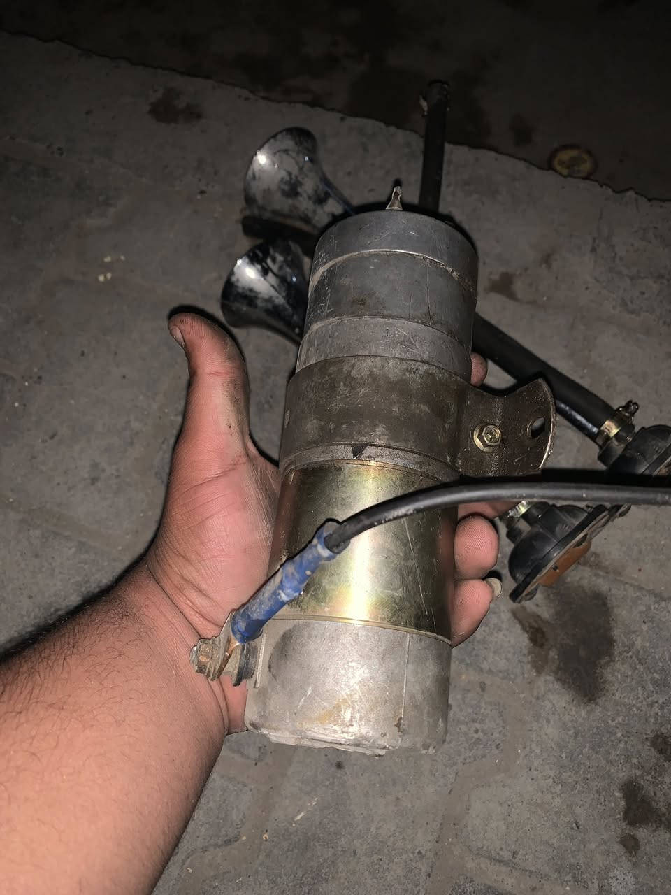 مكلف بݪ نشر مكلف بݪ نشر 
سلام عليكم هورن براد واحد فيان ايطالي4 فحمات ول ثاني محور سلف دكه وصط تحوير ستار بواقه بس واحد سوريا( 9. 12) سعر 425وبي مجال مستعجل عله بيعهن
 *********** مكاني مدينه الصدر
