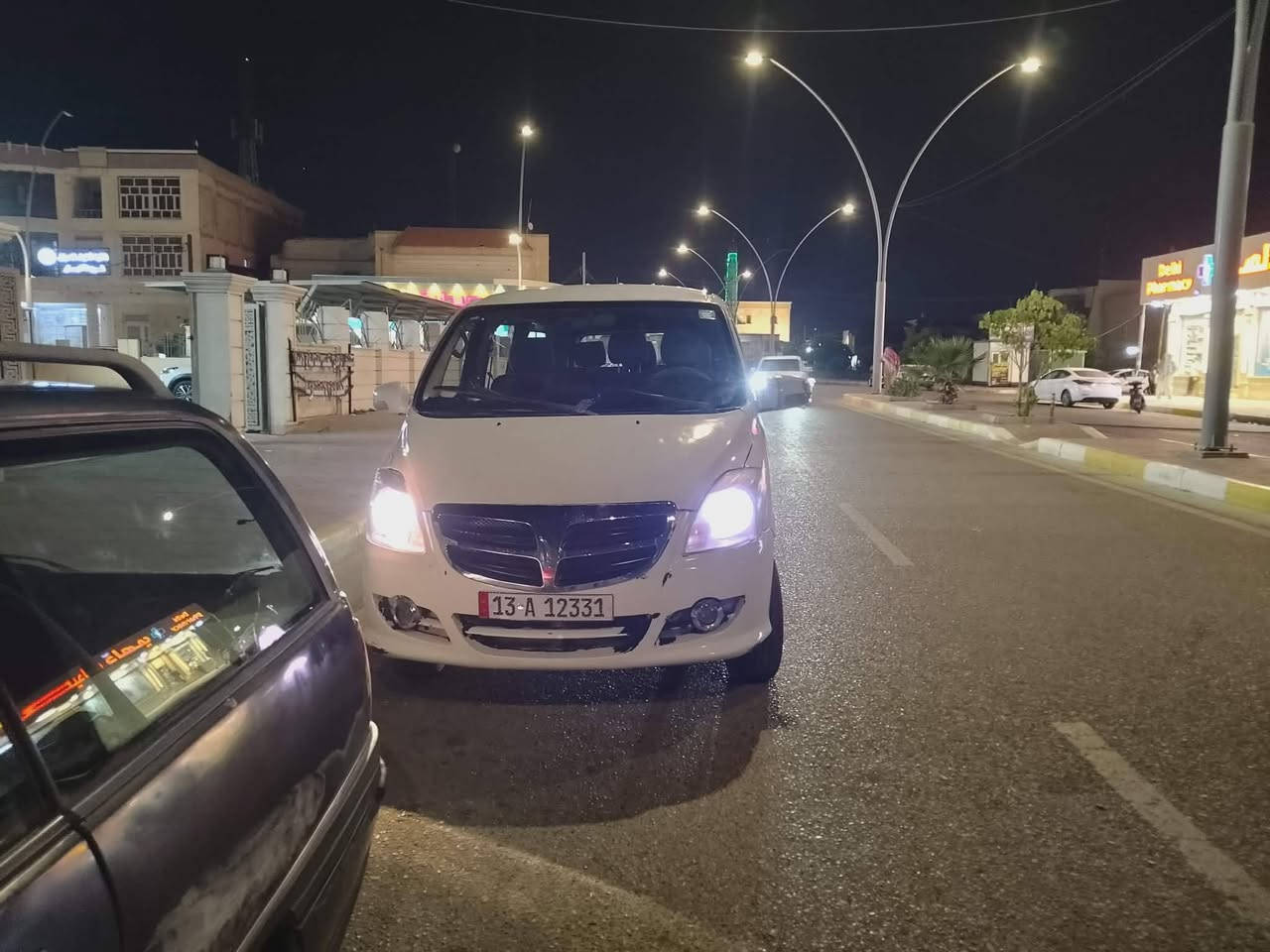 للبيع او مراوس ب شيري عاليه
فتون موديل ٢٠١٤ رقم ميسان سيارة جاهزه من كل شي مابيها نقص فقط تبريد سيارة نضيفه لون ابيض ١١راكب بيها منضومه غاز يعني تنسه صرف اقتصادية حيل تفويله مالتها ١١ الف بيها ضربه بل جاملغ الأمامي عكس سايق وتكمه رايدها ب ٦٥ بيها مجال قليل
مكان السيارة الرمادي 5 كيلو
محرك مسبوشي بانزين وغاز بلادي
رقم ***********
