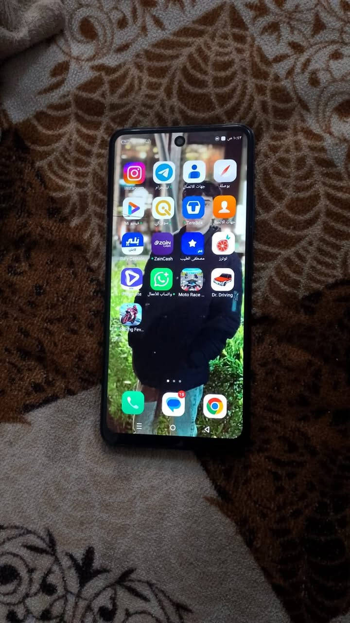 سلام عليكم جهاز هواوي ذاكر128 كله شغل  بس فطر بحساس  80 وبي مجال مكان نجف ***********
