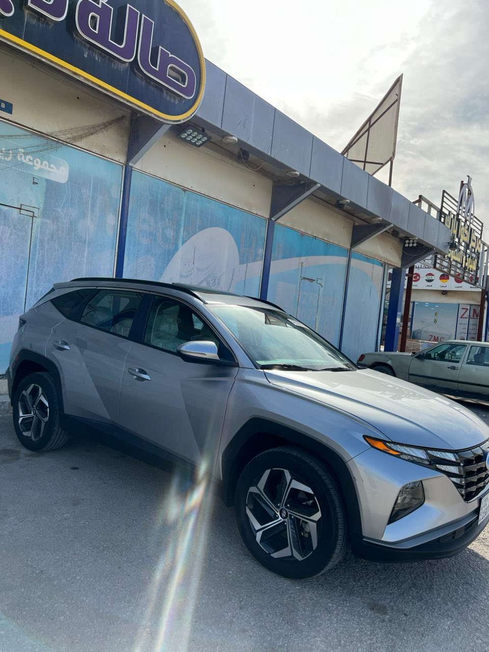 السلام عليكم ورحمة الله
للبيع توكسان 2023

وارد امريكي حادث سطحي بدون ايرباك تبديل جاملغ امامي وملاون ويا ربع الباب فقط الباقي كفاله 

السياره فول الفول هاترك حجم 2500 تنفس طبيعي 

ماكو داعي اذكر المواصفات لان هواي هيه السياره مفوله للاخير 

ماشيه 7 الالف فقط 

رقم اربيل دولي تحويل او وكاله اني حاضر 

مكان السياره النجف الاشرف  اي استفسار هاي ارقامي 

***********
***********
