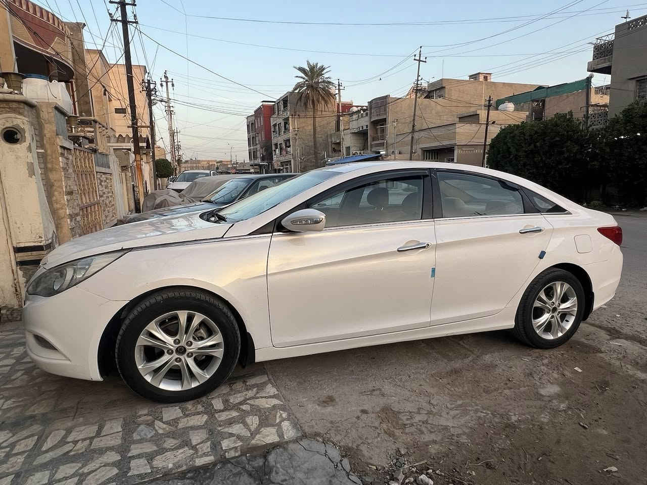 السلام عليكم
سوناتا 2010 خليجي دوش رقم اربيل دولي 
هزه جديدة 
بيها 4 قطع بدون دواخل
حدادية جديدة وتبريد جديد 
السعر  90 وبيها مجال 
للاستفسار 
***********
