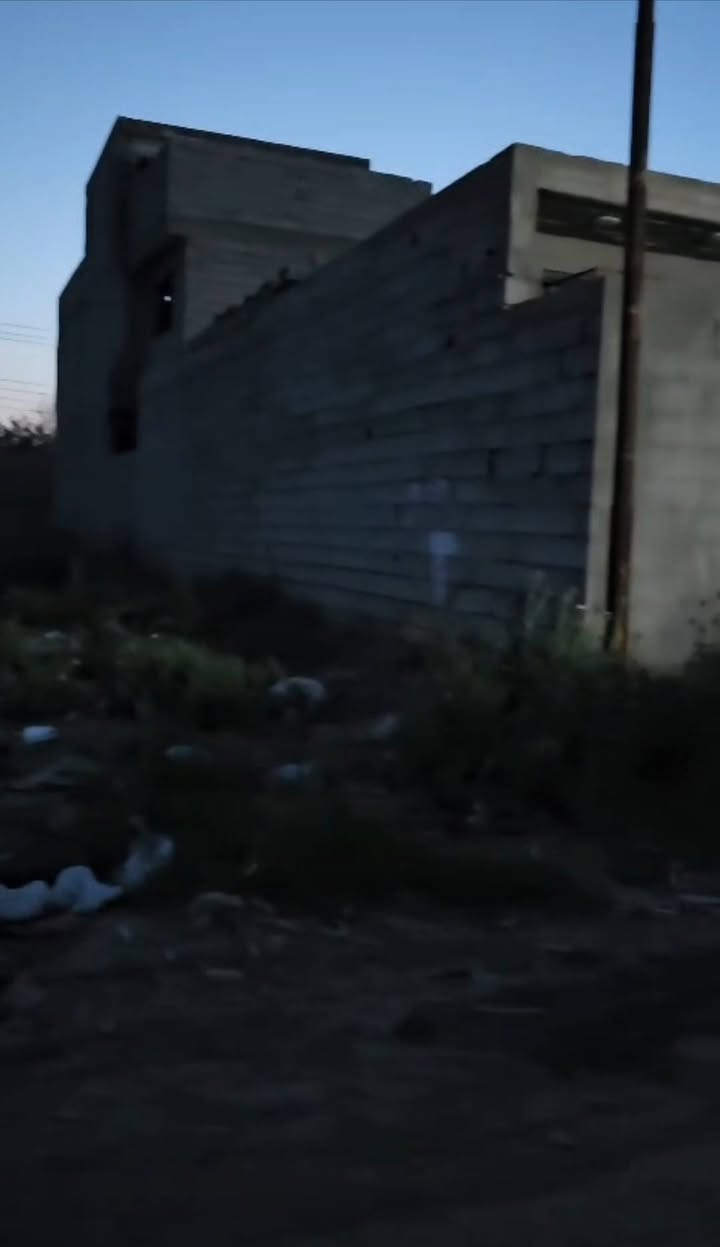 السلام عليكم
قطعه ارض زراعية للبيع سند٢٥
بغداد الراشدية كاع ناجي
 قريبه على الشارع العام المنطقة بيه بناء بيه خدمات ماء وكهرباء قريبه على جامع الحاج ناجي موجود ملعب في المنطقة 
المساحة ١٦٠ متر 
واجهة ١٠ ونزال ١٦ متر للاستفسار مراسلة الصفحة فقط الجاد يراسل


**إذا كنت صاحب هذا الإعلان وتريد حذفه لأي سبب، رجاءا أرسل رسالة إلى الدعم الفني**