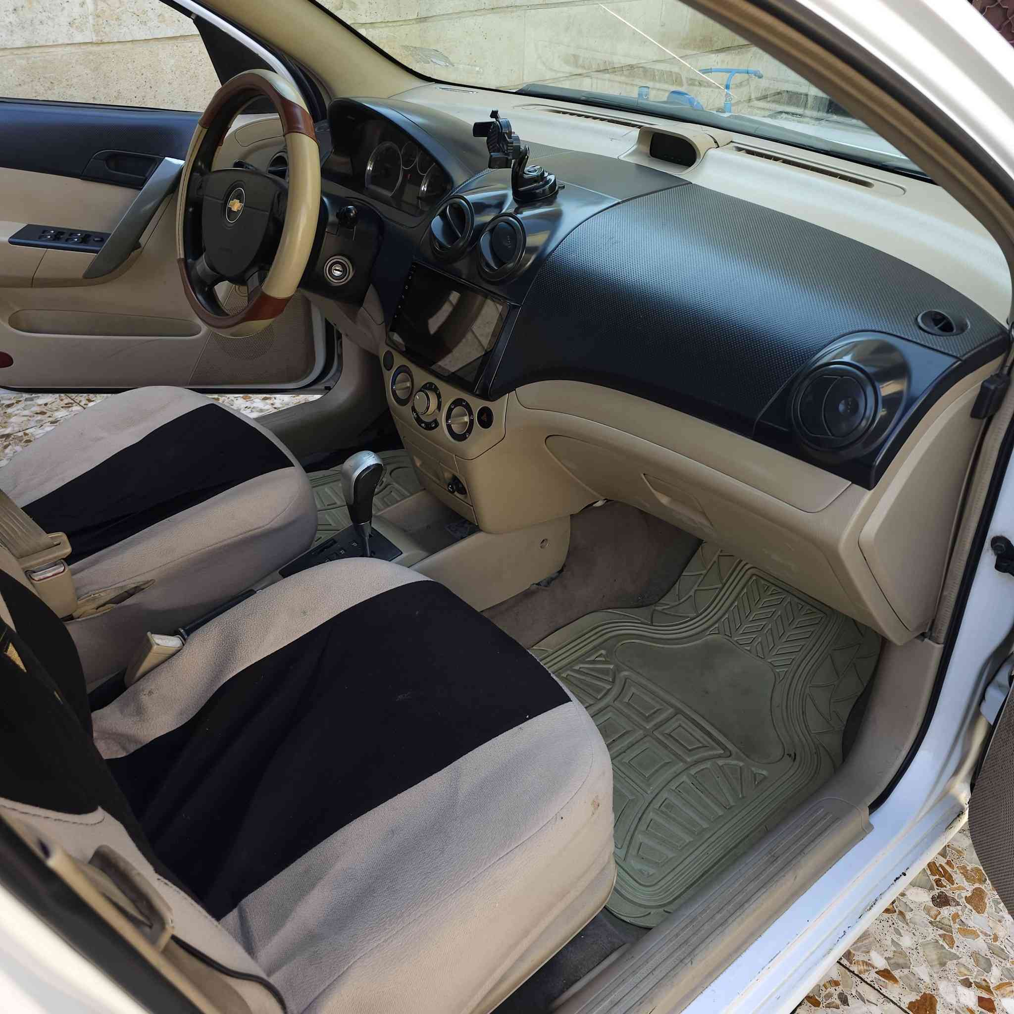 السلام عليكم افيو موديل 2009 خليجي محرك 1600كير اتوماتيك رقم بغداد انكليزي باسمي. جام كهرباء مري الجانبيه كهرباء كامله اي نقص مابيه فقط بيه جاملغ خلفي مصبوغ السعر ٦٥ ...
*********** وااتس اب
