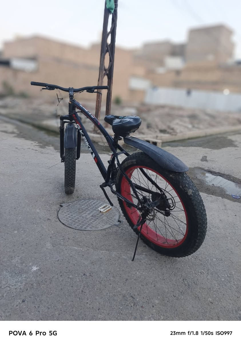 السلام عليكم  باسكل دبابه للبيع بايسكل نضيف ما متعوب مكان بغداد. االستفسار ***********
